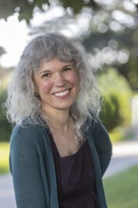 Headshot of Lauren Shekari